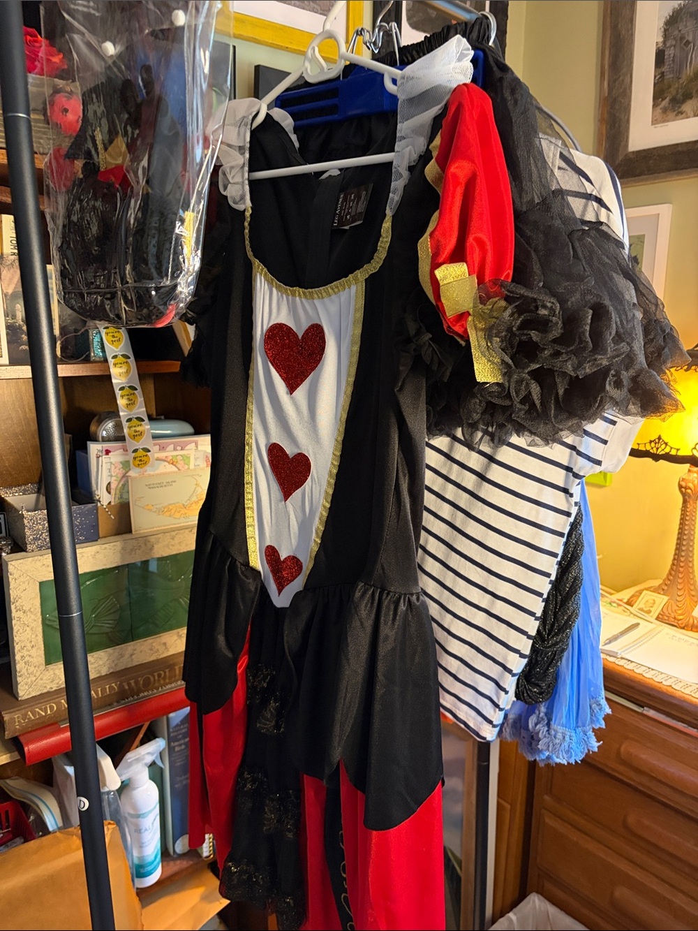 Leg Avenue Women's Queen of Hearts Costume in Black and Red - Picture 3 of 8